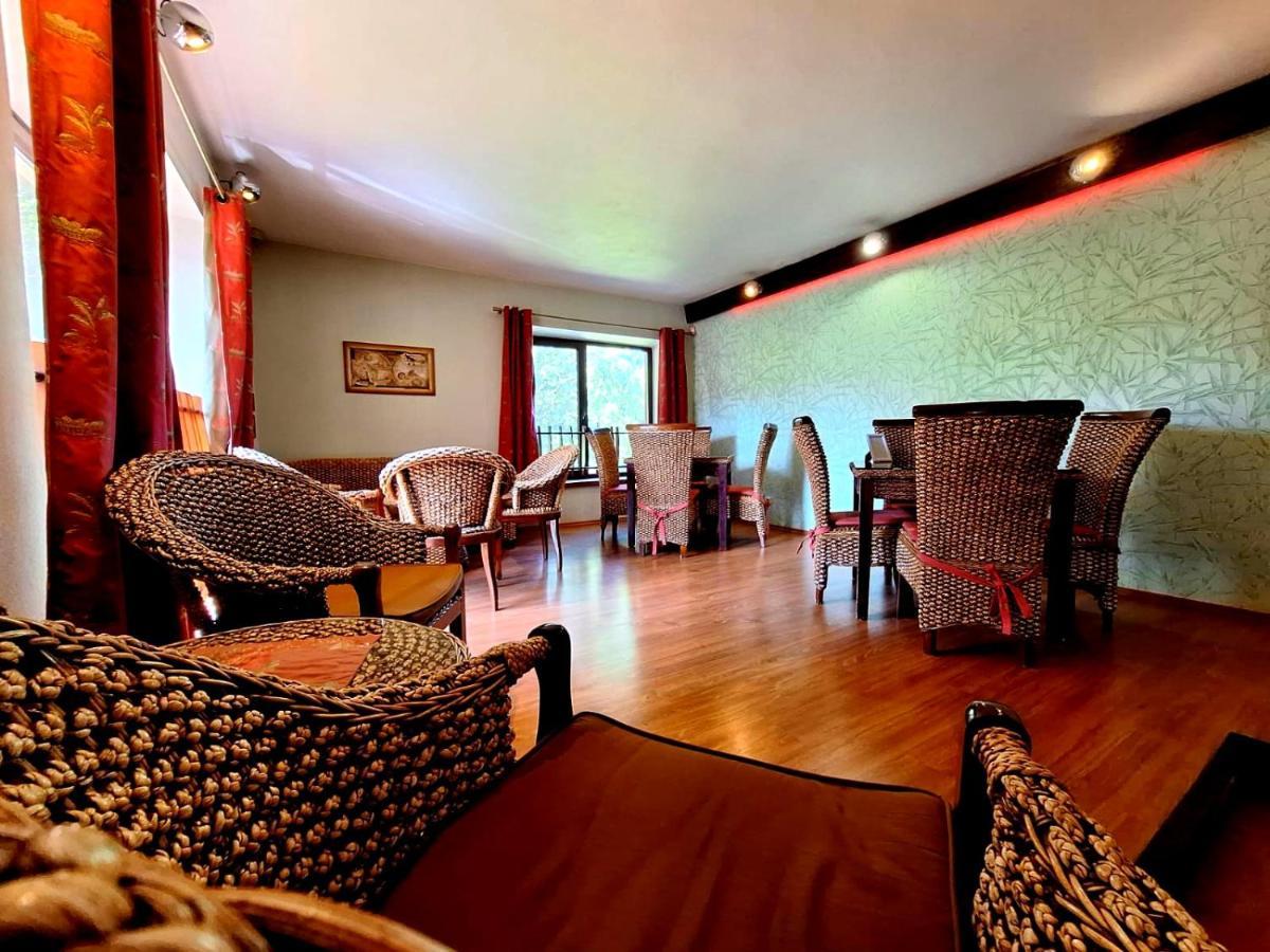 Vila Fenix B&B Ruzomberok Exterior photo